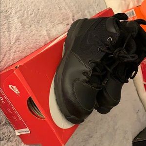 Used Nike Boots Size 10 Todllers